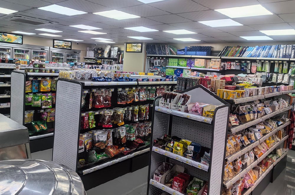 揭秘！品牌便利店如何帮你巧妙降低开店成本？