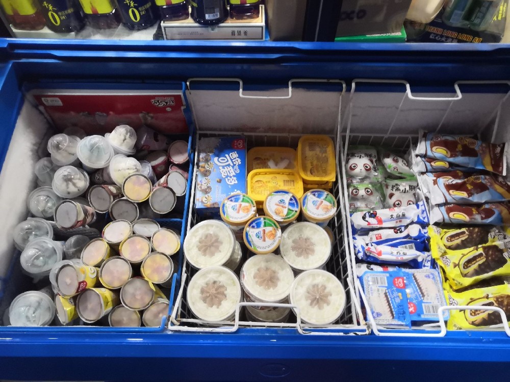 平价雪糕成今夏主流 记者走访发现 超市和便利店售卖的雪糕多为2～10元