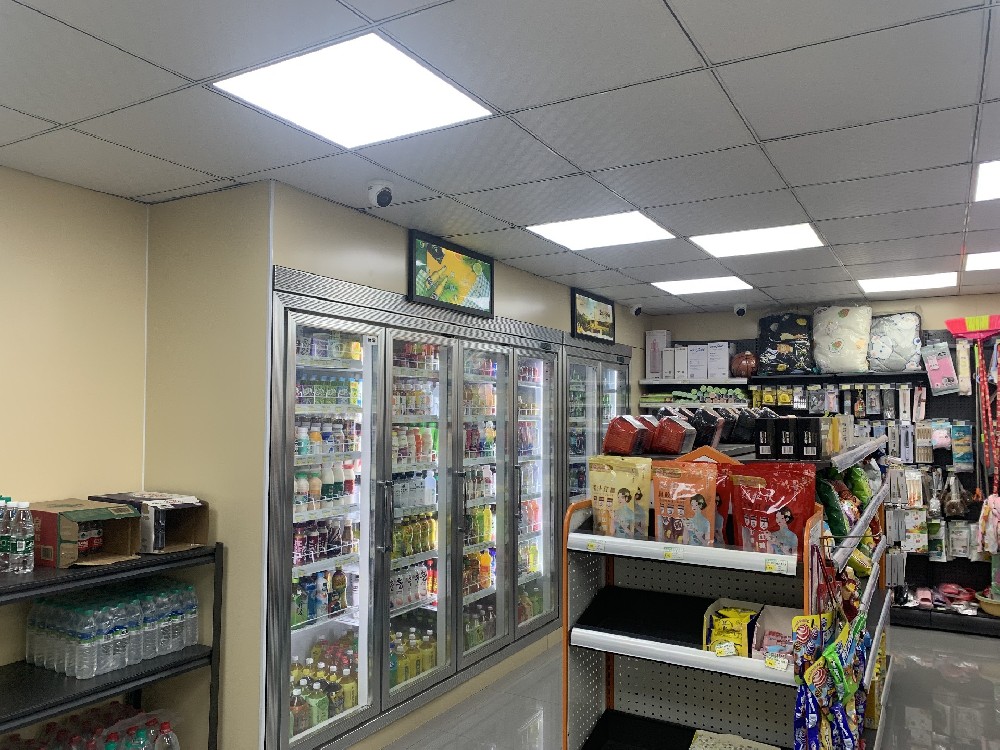在大学附近开便利店：选址及成本分析指南